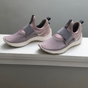 Nike Renew freedom size 7.5